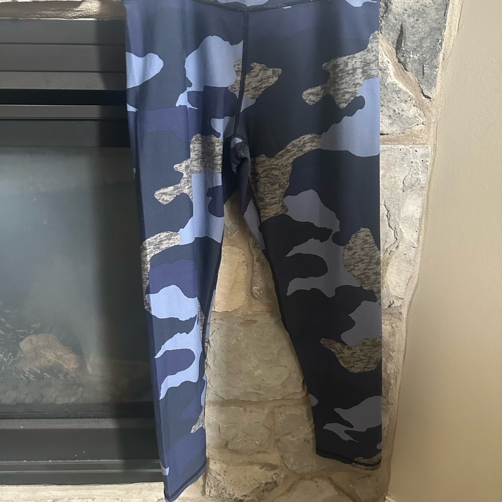 Aerie Blue and Gray Camouflage Leggings